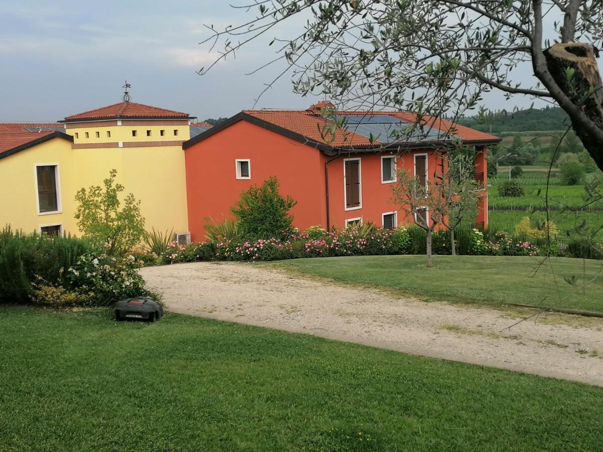 Agriturismo La Rondinella Лацизе Экстерьер фото