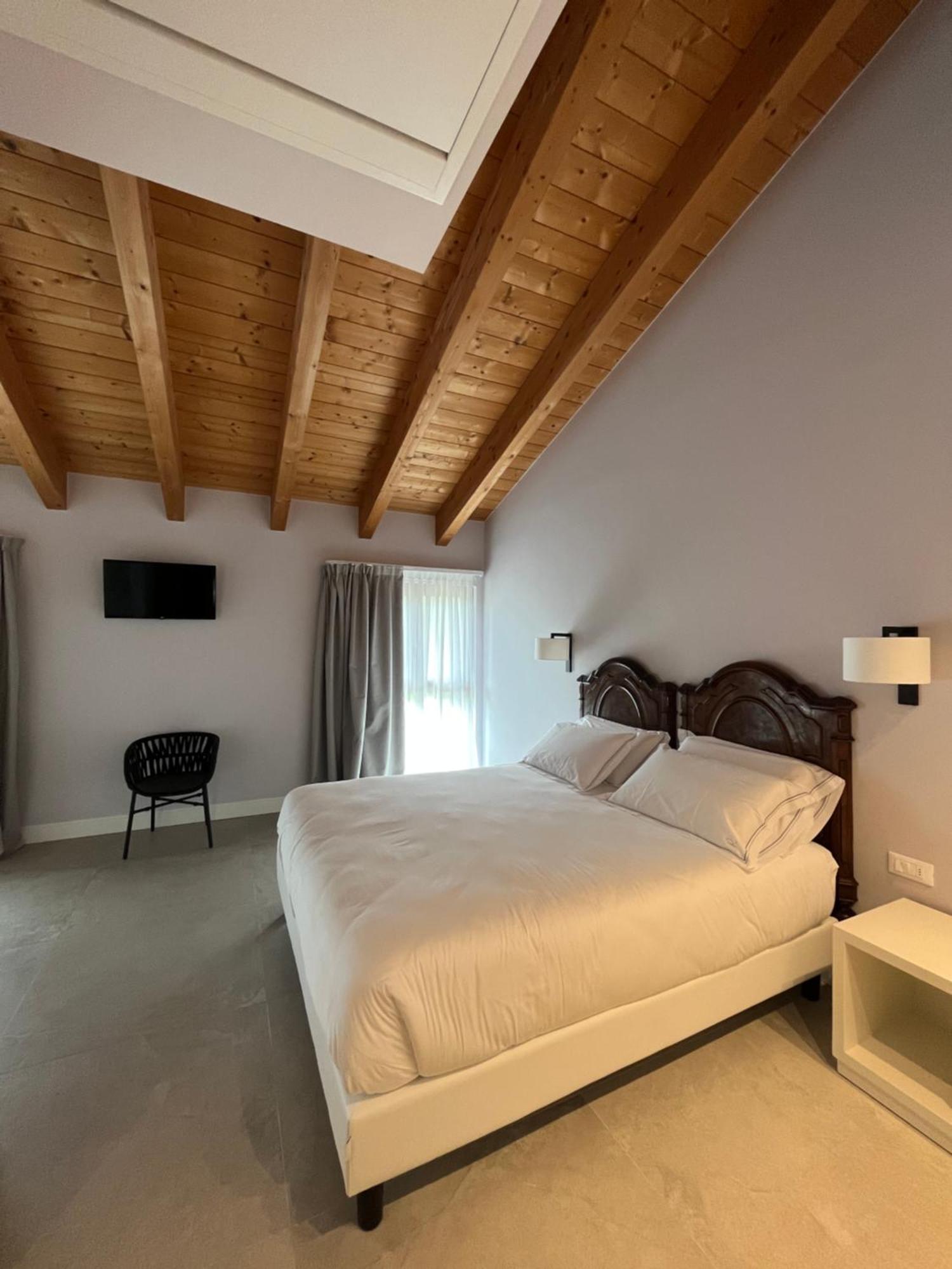 Agriturismo La Rondinella Лацизе Экстерьер фото